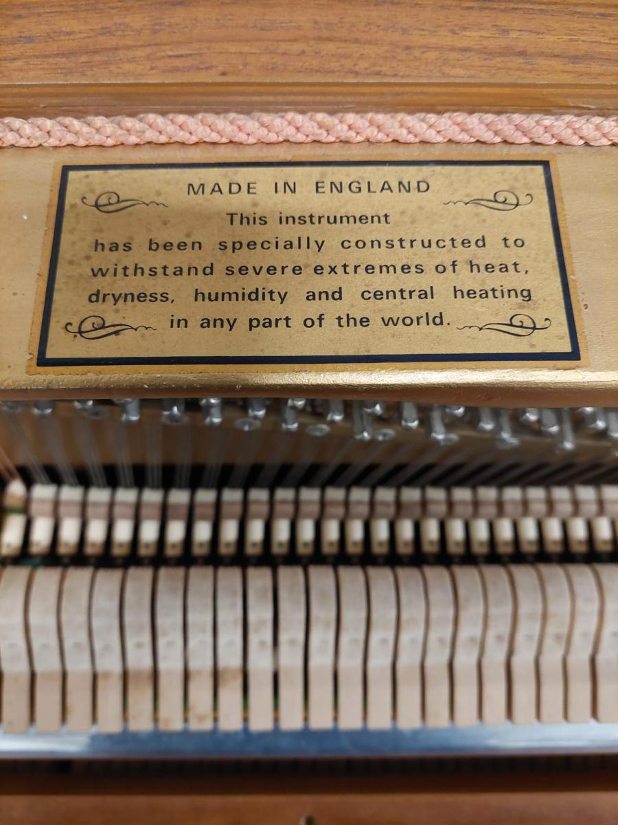Knight K10 upright Piano in teak – Gallery image – Roberts Pianos Oxford