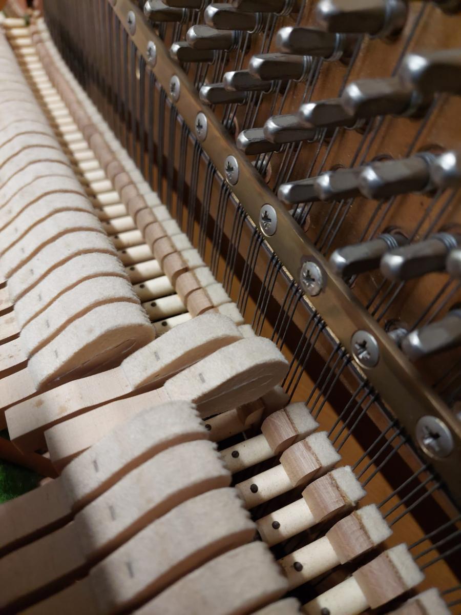 Knight K10 upright Piano in teak – Gallery image – Roberts Pianos Oxford