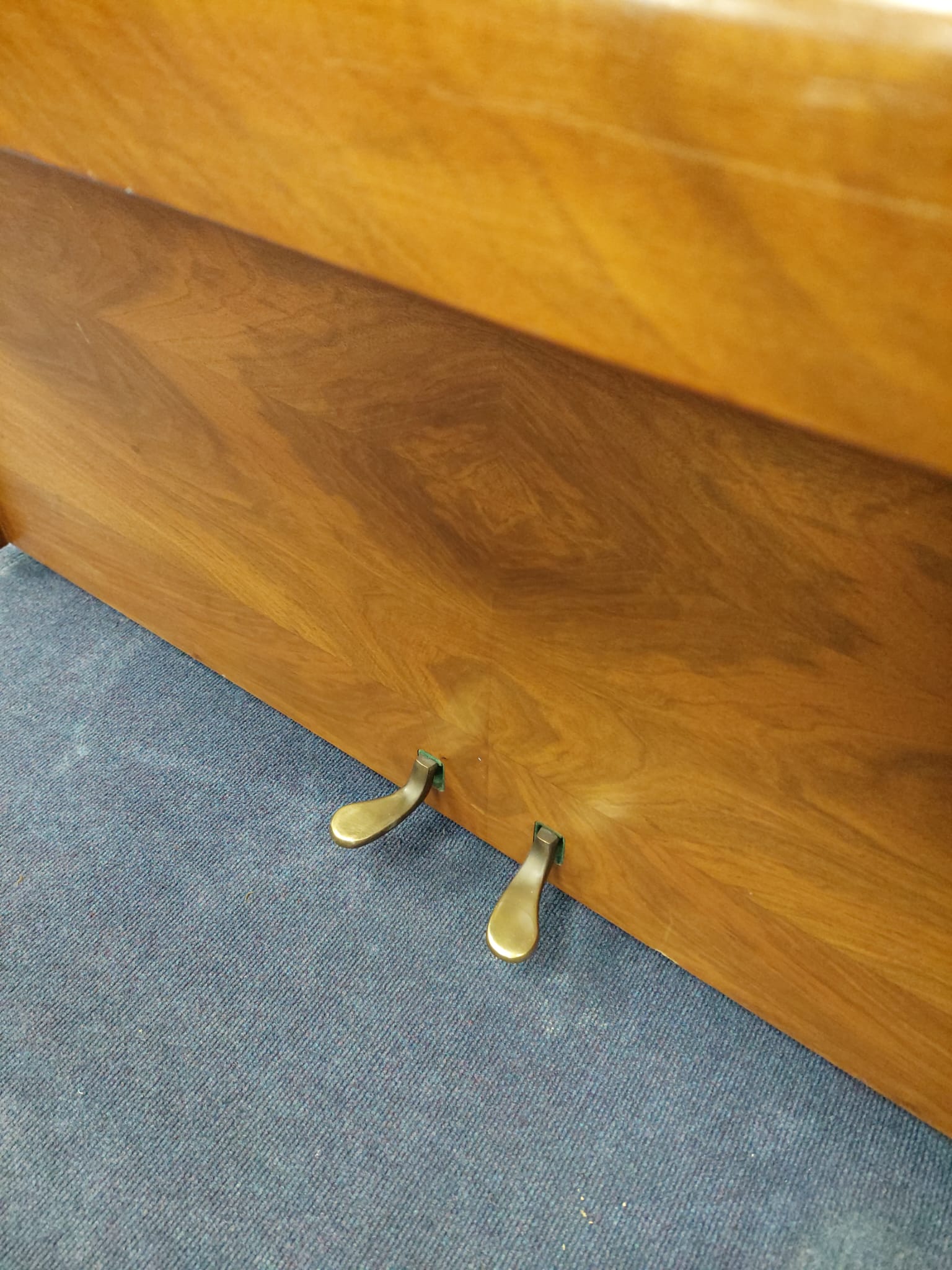 Knight K10 Upright Piano in Teak – Gallery image – Roberts Pianos Oxford