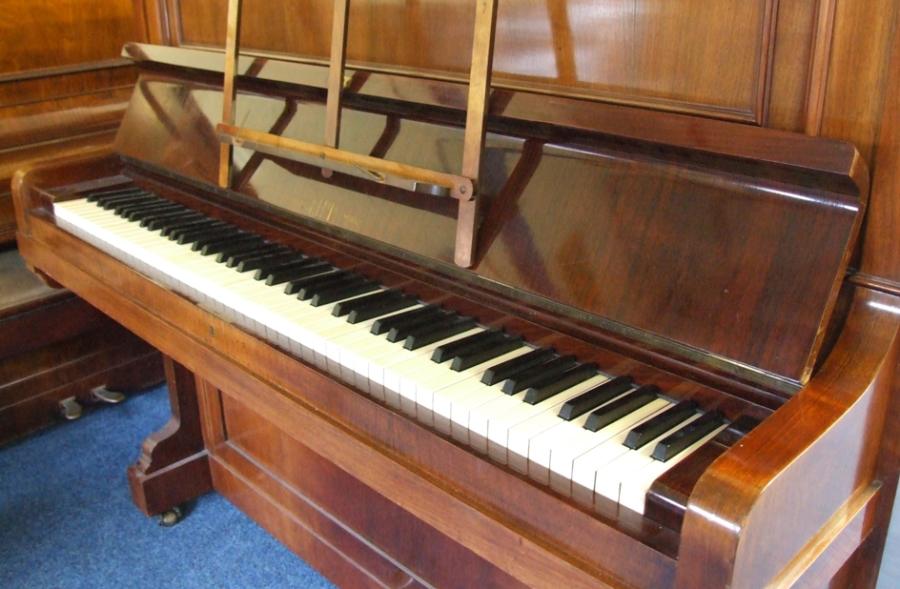 Lipp upright Piano in Rosewood – Gallery image – Roberts Pianos Oxford