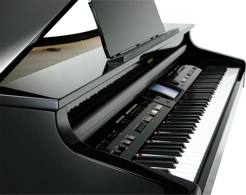 Roland KR 115 digital Piano in black – Gallery image – Roberts Pianos Oxford