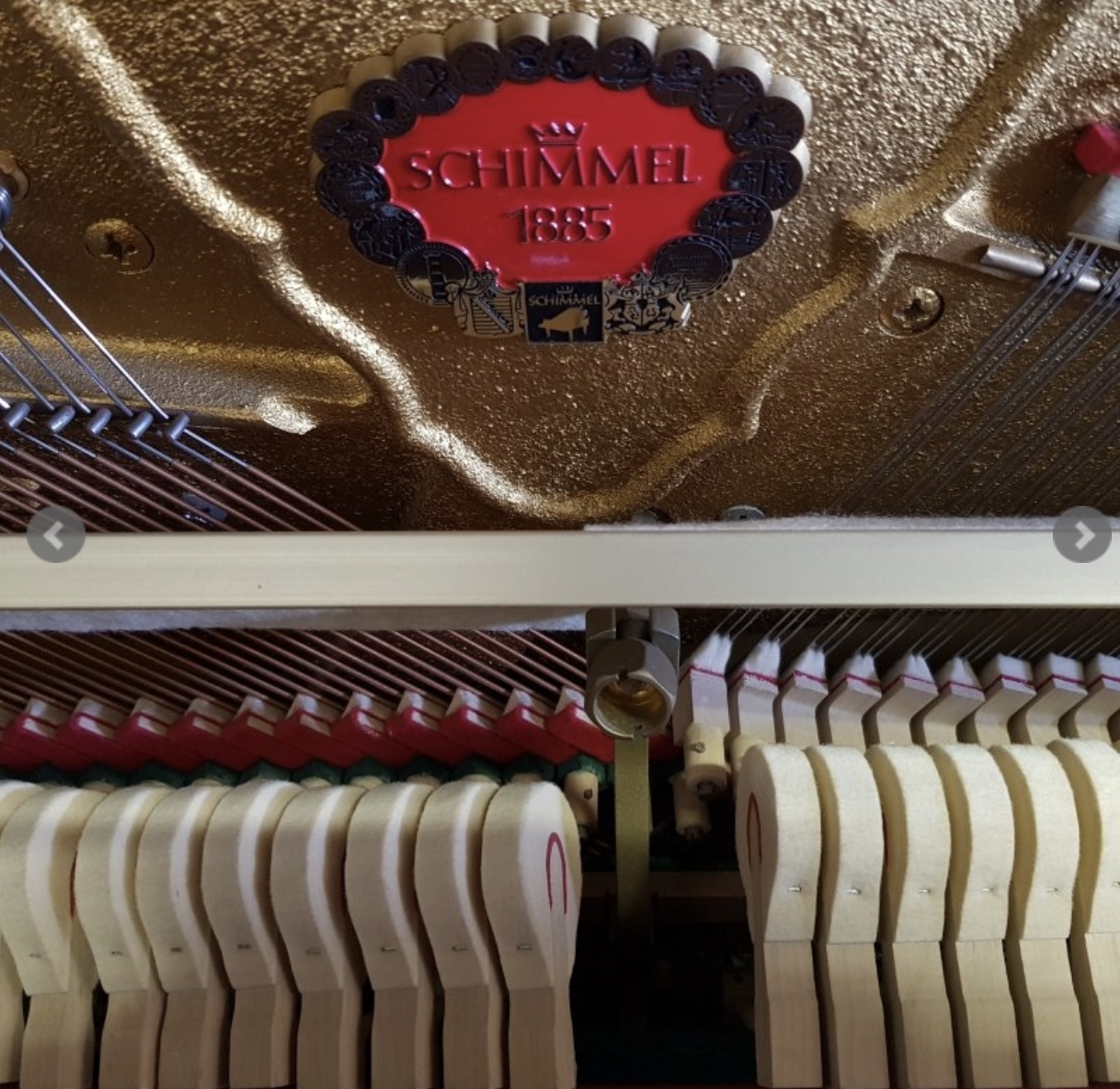 Schimmel 114 upright Piano in bright mahogany – Gallery image – Roberts Pianos Oxford