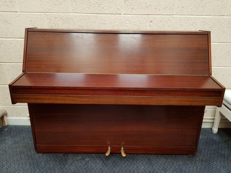 Spencer upright Piano in mahogany – Gallery image – Roberts Pianos Oxford