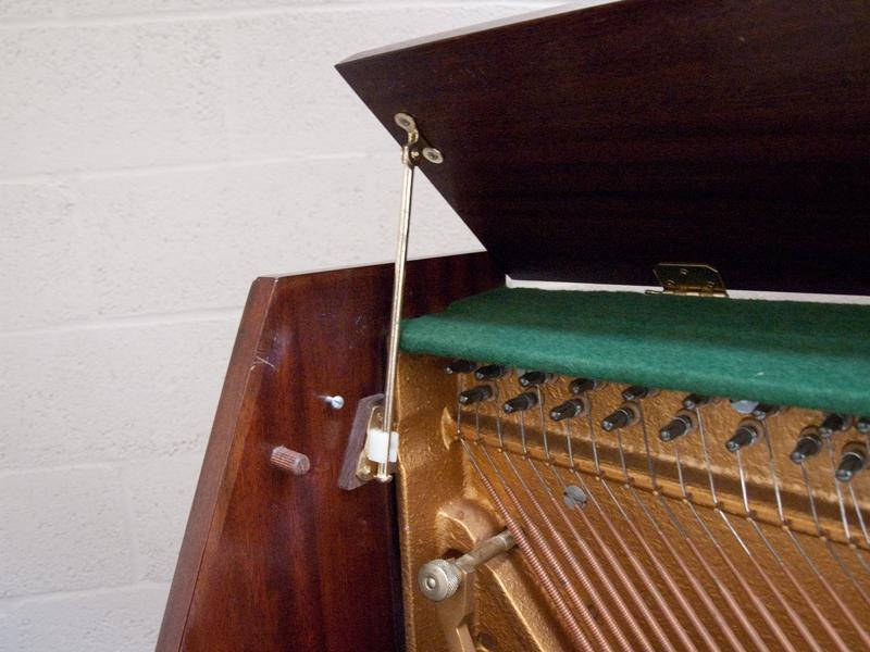 Spencer upright Piano in mahogany – Gallery image – Roberts Pianos Oxford