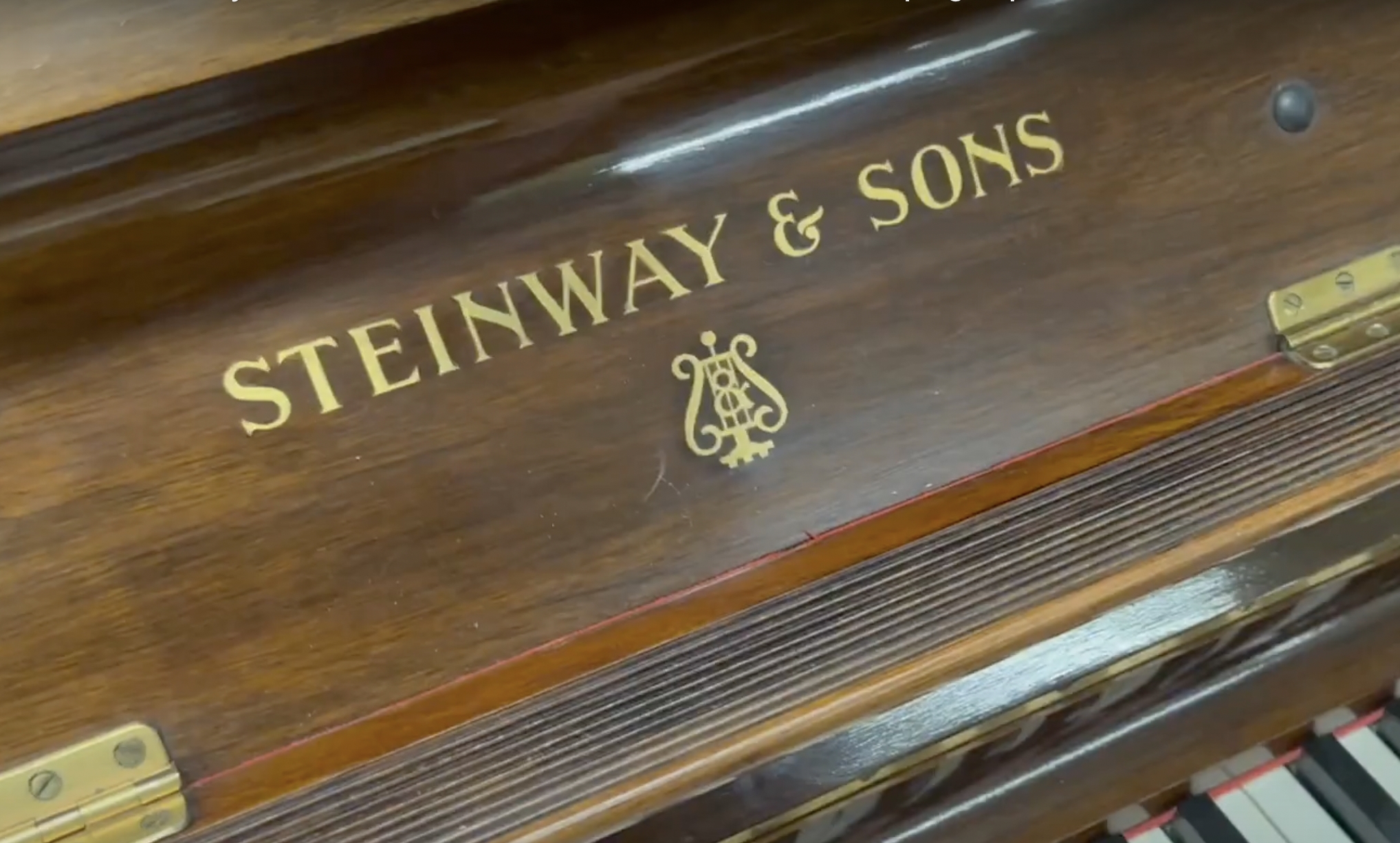 Steinway K