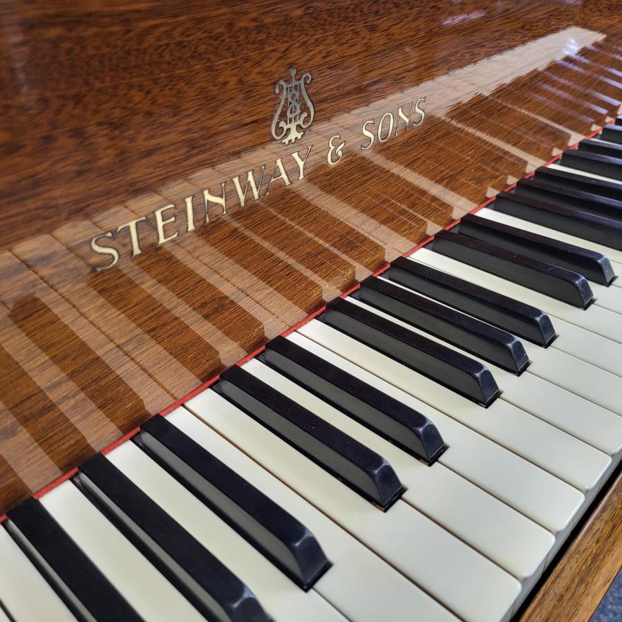 Steinway S grand Piano in mahogany – Gallery image – Roberts Pianos Oxford