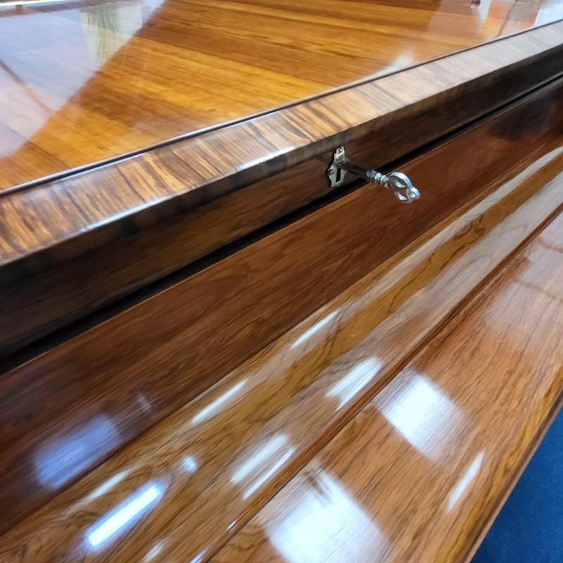 Steinway Model A (zero) grand Piano in light and medium rosewood – Gallery image – Roberts Pianos Oxford