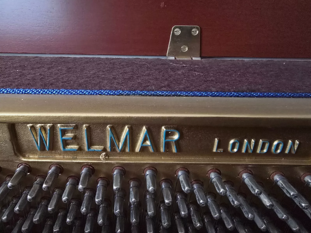Piano detail