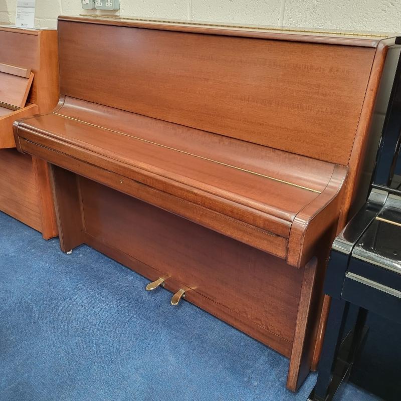 Welmar upright Piano in mahogany – Gallery image – Roberts Pianos Oxford
