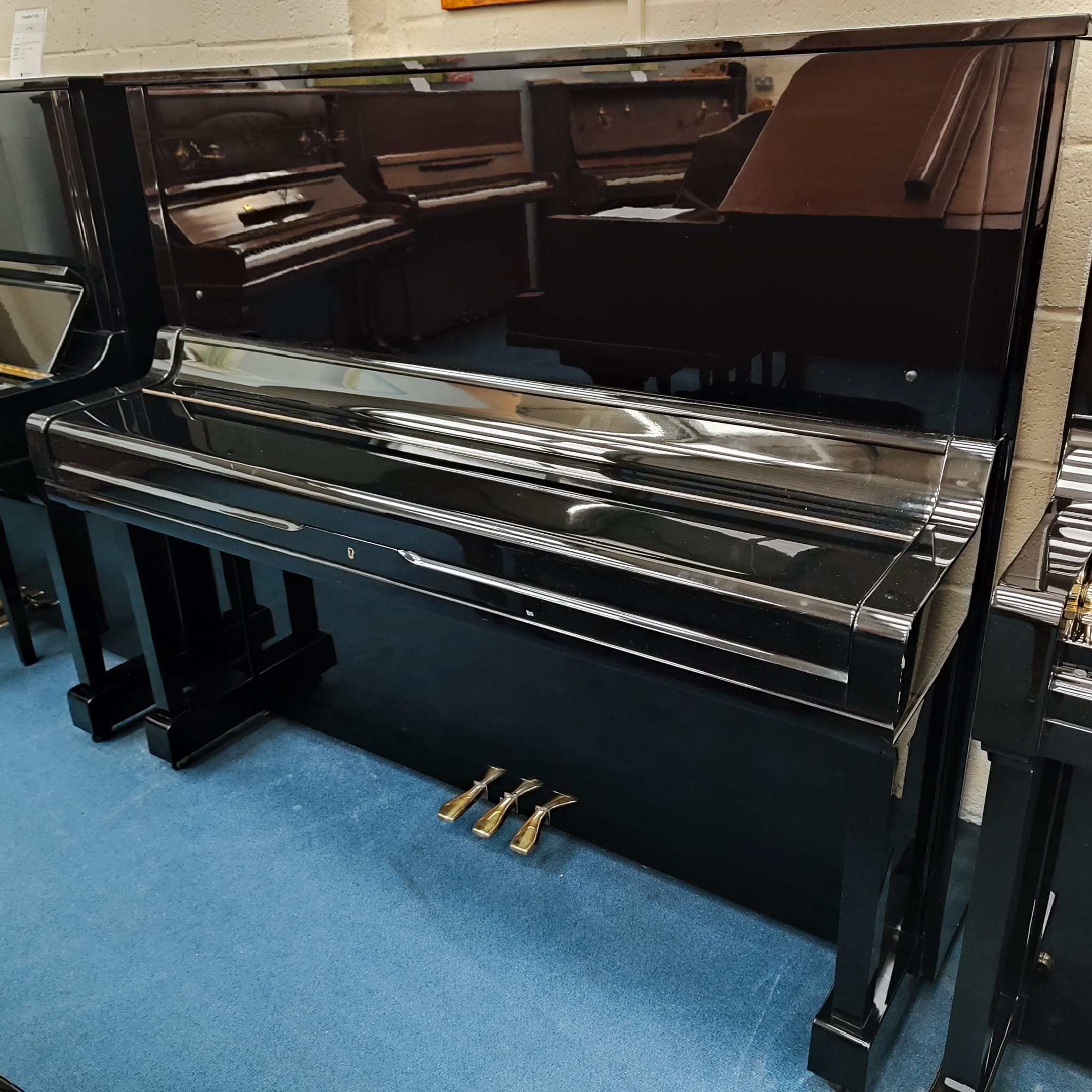 Yamaha U3M