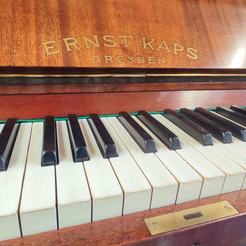 Kaps upright Piano in mahogany/rosewood – Gallery image – Roberts Pianos Oxford