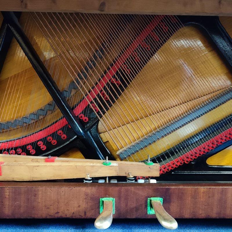 Kaps upright Piano in mahogany/rosewood – Gallery image – Roberts Pianos Oxford