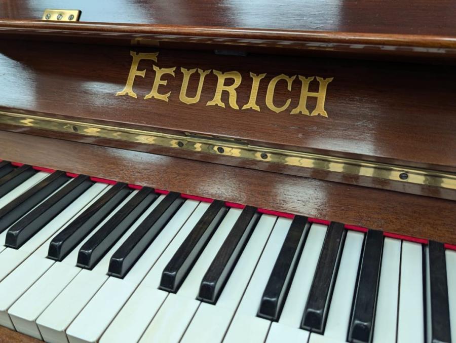 German Feurich 130 upright Piano in mahogany – Gallery image – Roberts Pianos Oxford