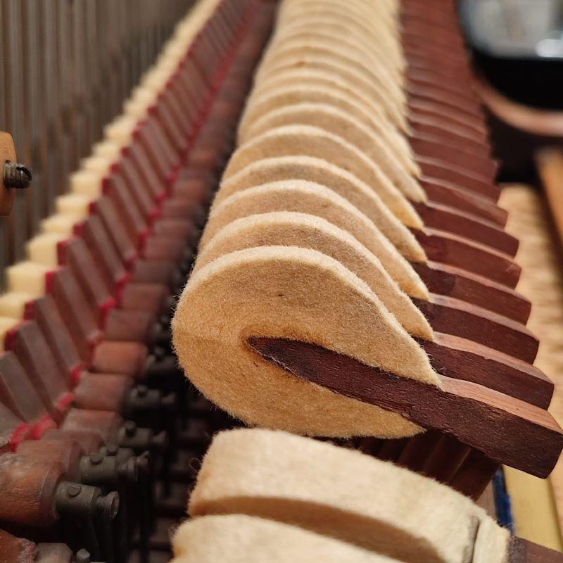 Bechstein Model III upright Piano in rosewood – Gallery image – Roberts Pianos Oxford