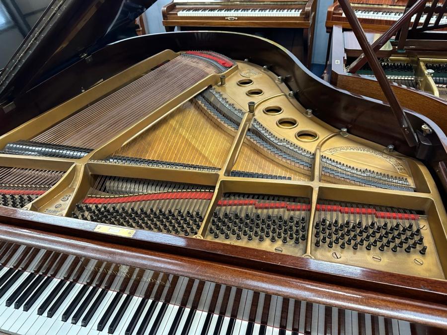 Steinway S grand Piano in Mahogany – Gallery image – Roberts Pianos Oxford