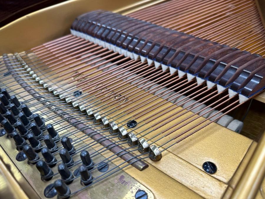 Bluthner IV grand Piano in Mahogany – Gallery image – Roberts Pianos Oxford