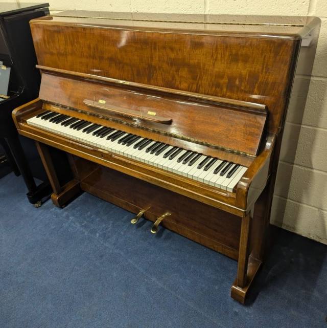 Welmar 118 upright Piano in mahogany – Inventory thumbnail – Roberts Pianos Oxford