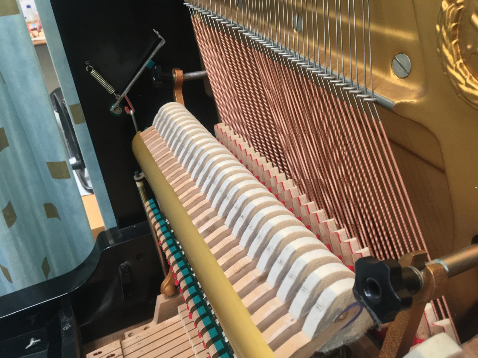 Yamaha U3G