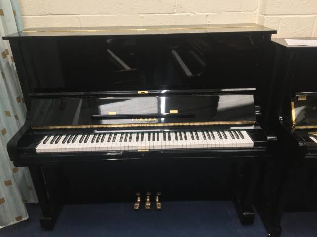 Yamaha U3G upright Piano in Black polyester – Inventory thumbnail – Roberts Pianos Oxford