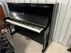 Yamaha U1G upright Piano in black polyester – Inventory thumbnail – Roberts Pianos Oxford