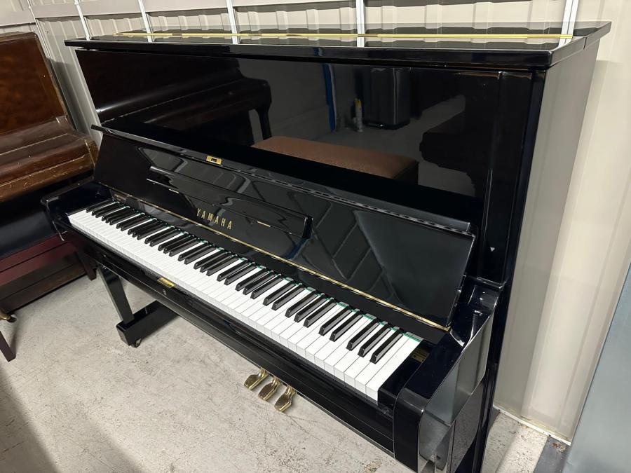 Yamaha U1H upright Piano in black polyester – Featured image – Roberts Pianos Oxford