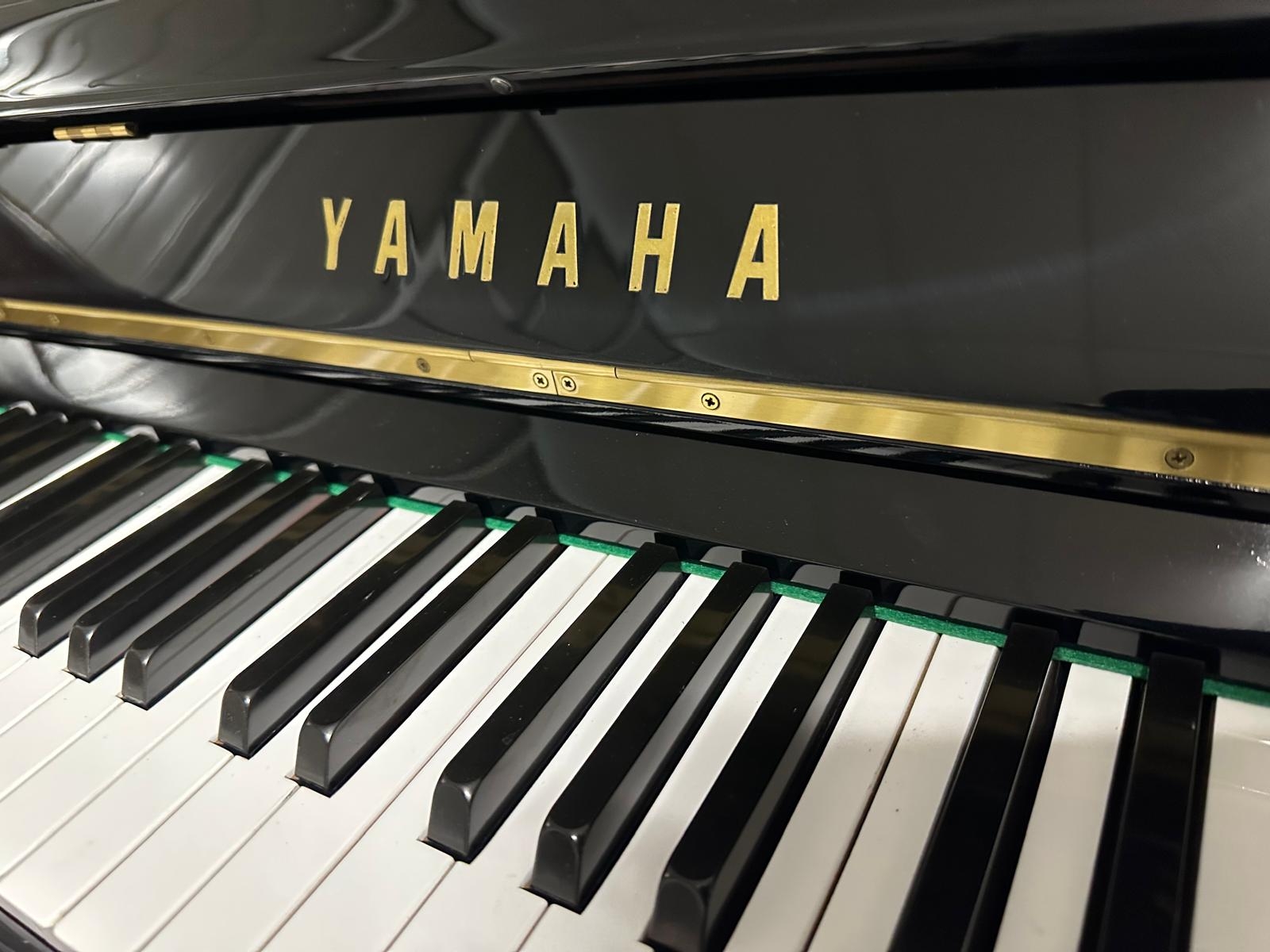 Yamaha U1H