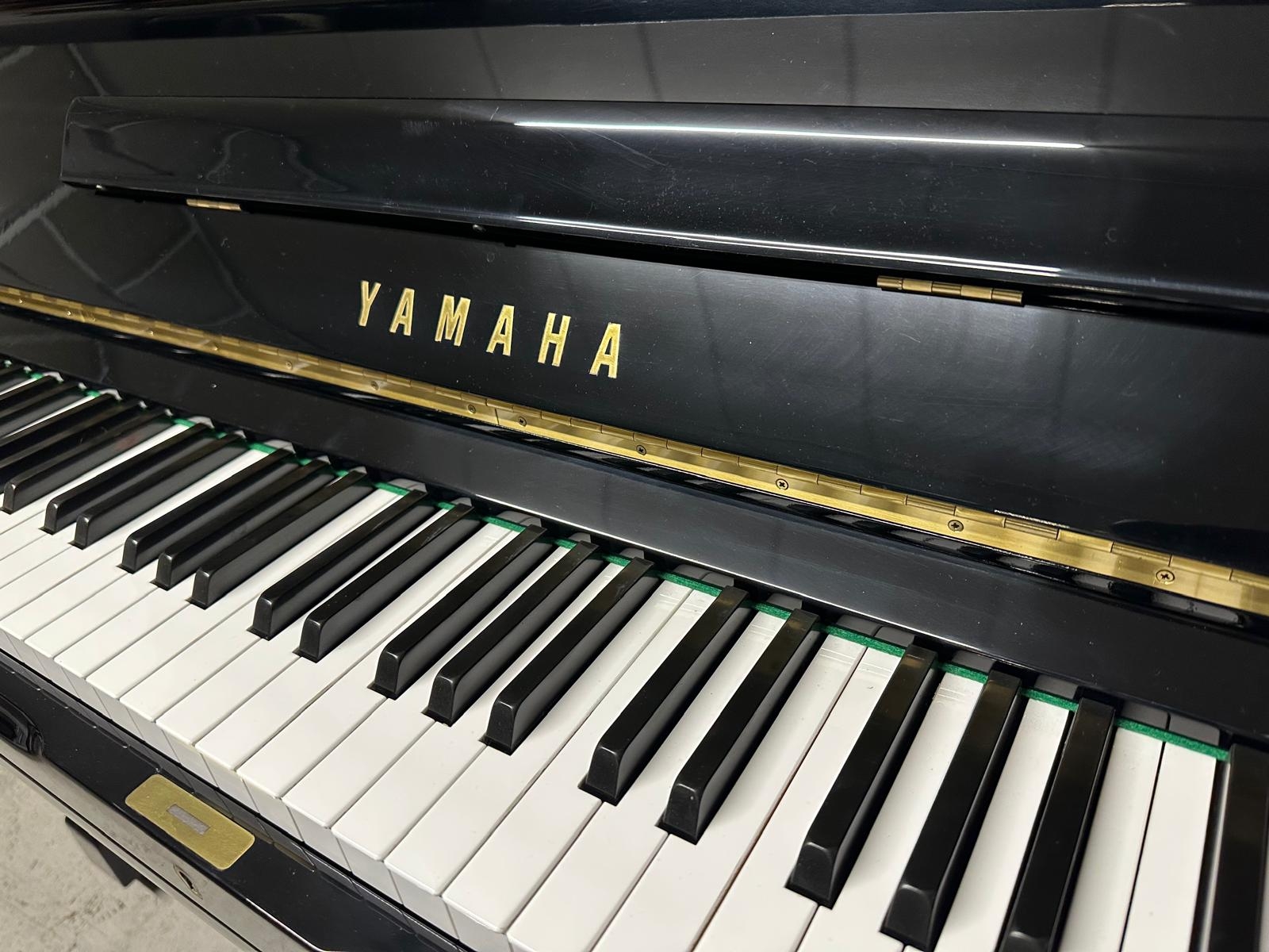 Yamaha U3H