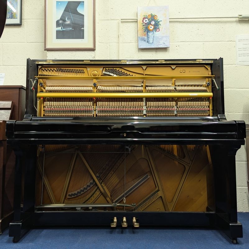 Yamaha U3H