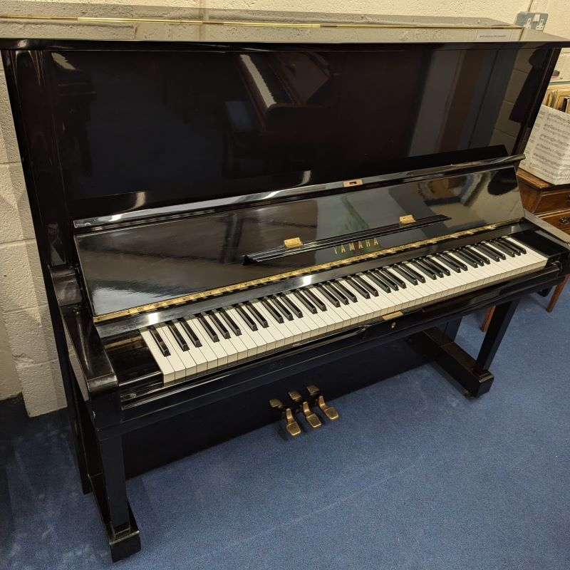 Yamaha U3H