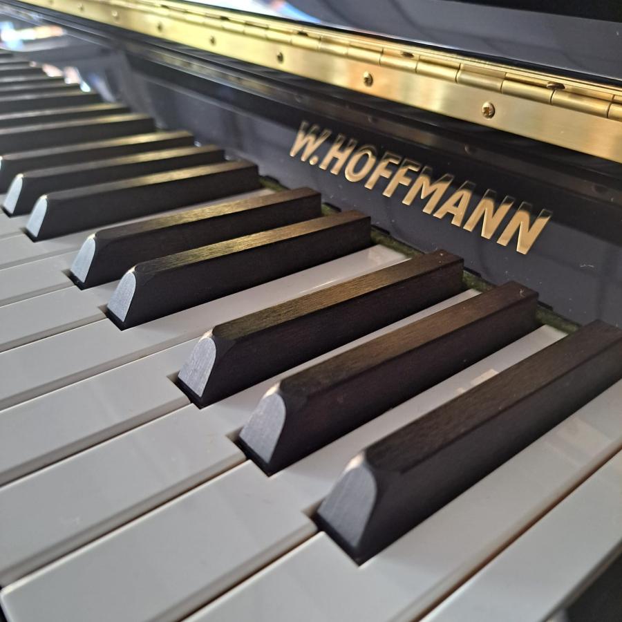 Hoffmann T122 upright Piano in Black – Gallery image – Roberts Pianos Oxford