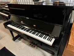 Yamaha U1H upright Piano in bright black – Inventory thumbnail – Roberts Pianos Oxford