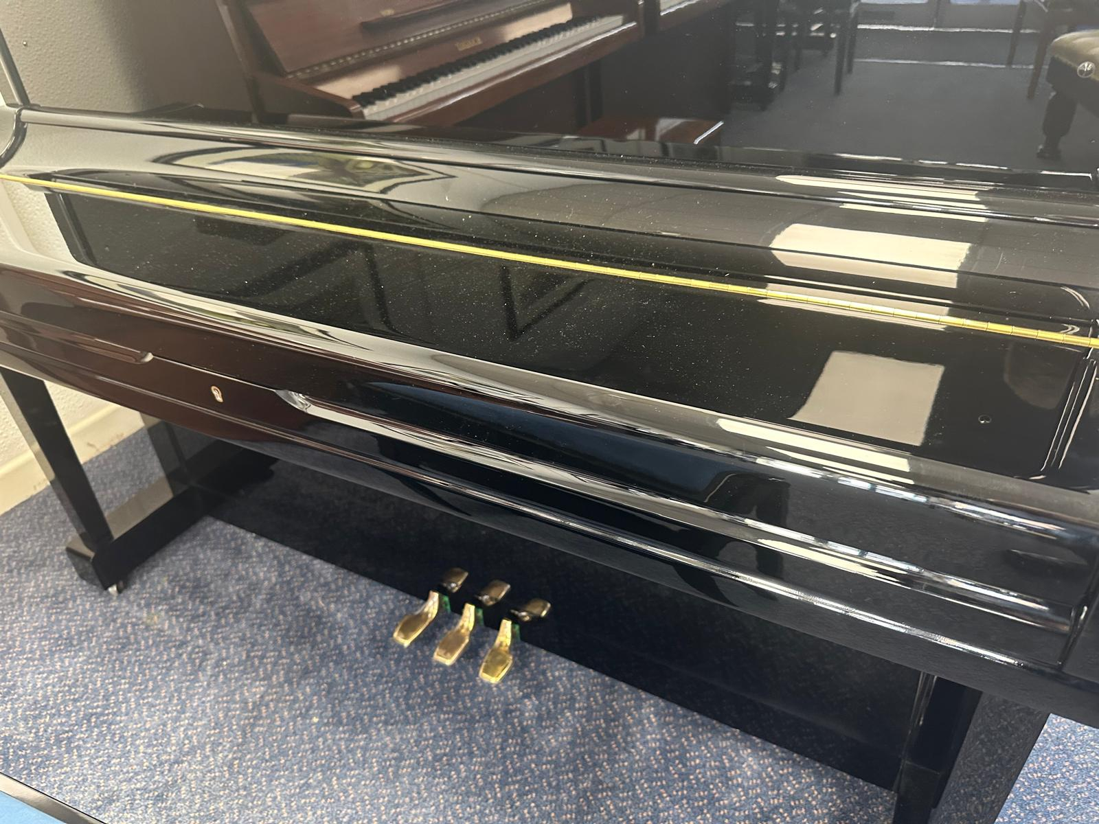 Yamaha U3G