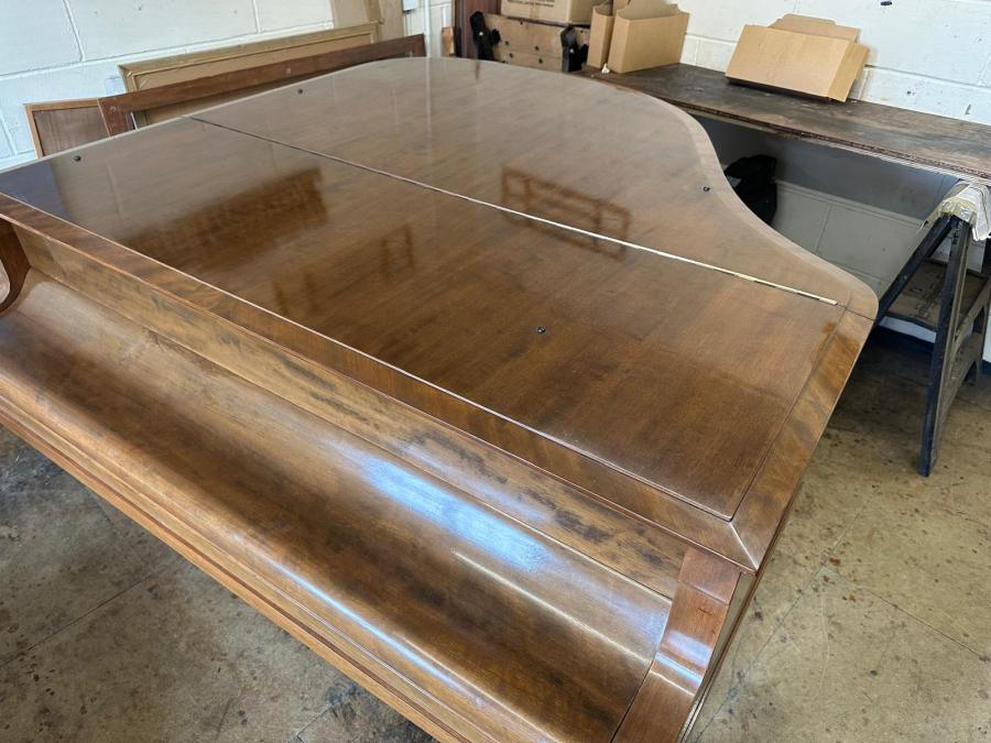 Bluthner Style IV grand Piano in mahogany – Gallery image – Roberts Pianos Oxford