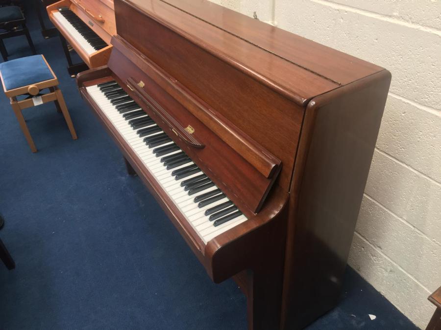 Welmar A2 upright Piano in Mahogany – Gallery image – Roberts Pianos Oxford