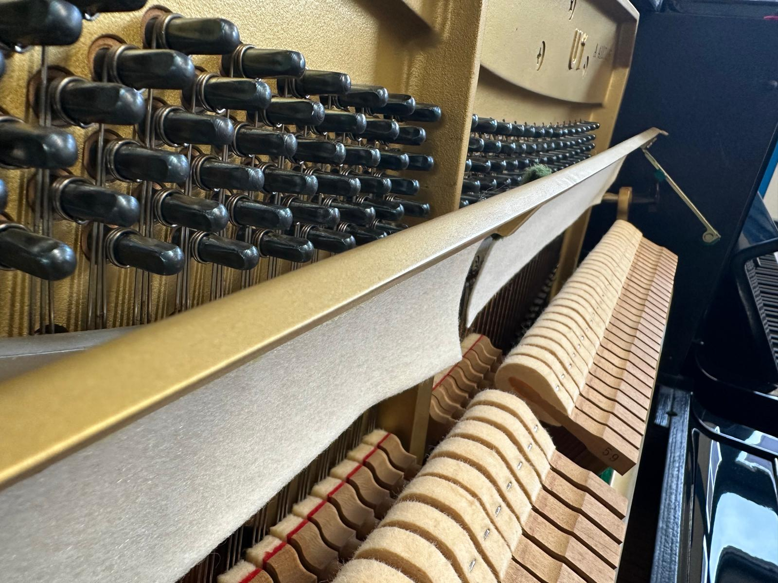 Yamaha U1A