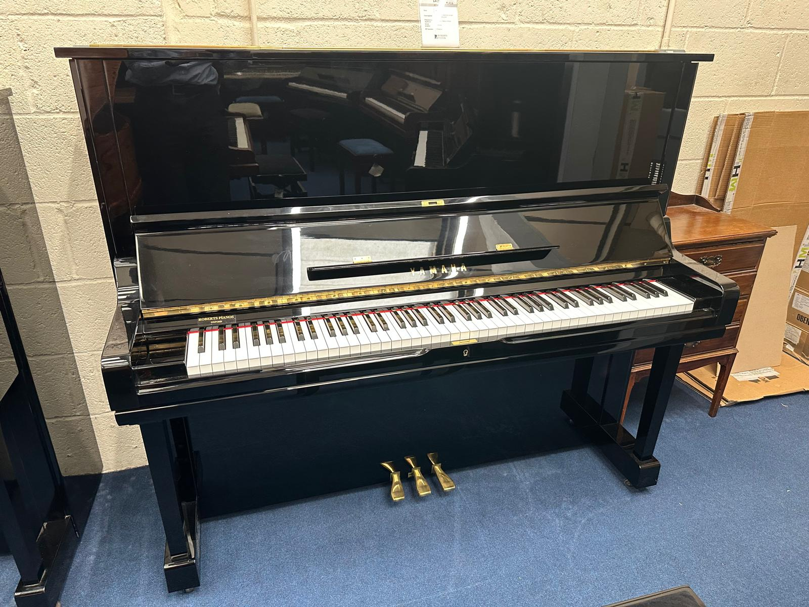 Yamaha U3M