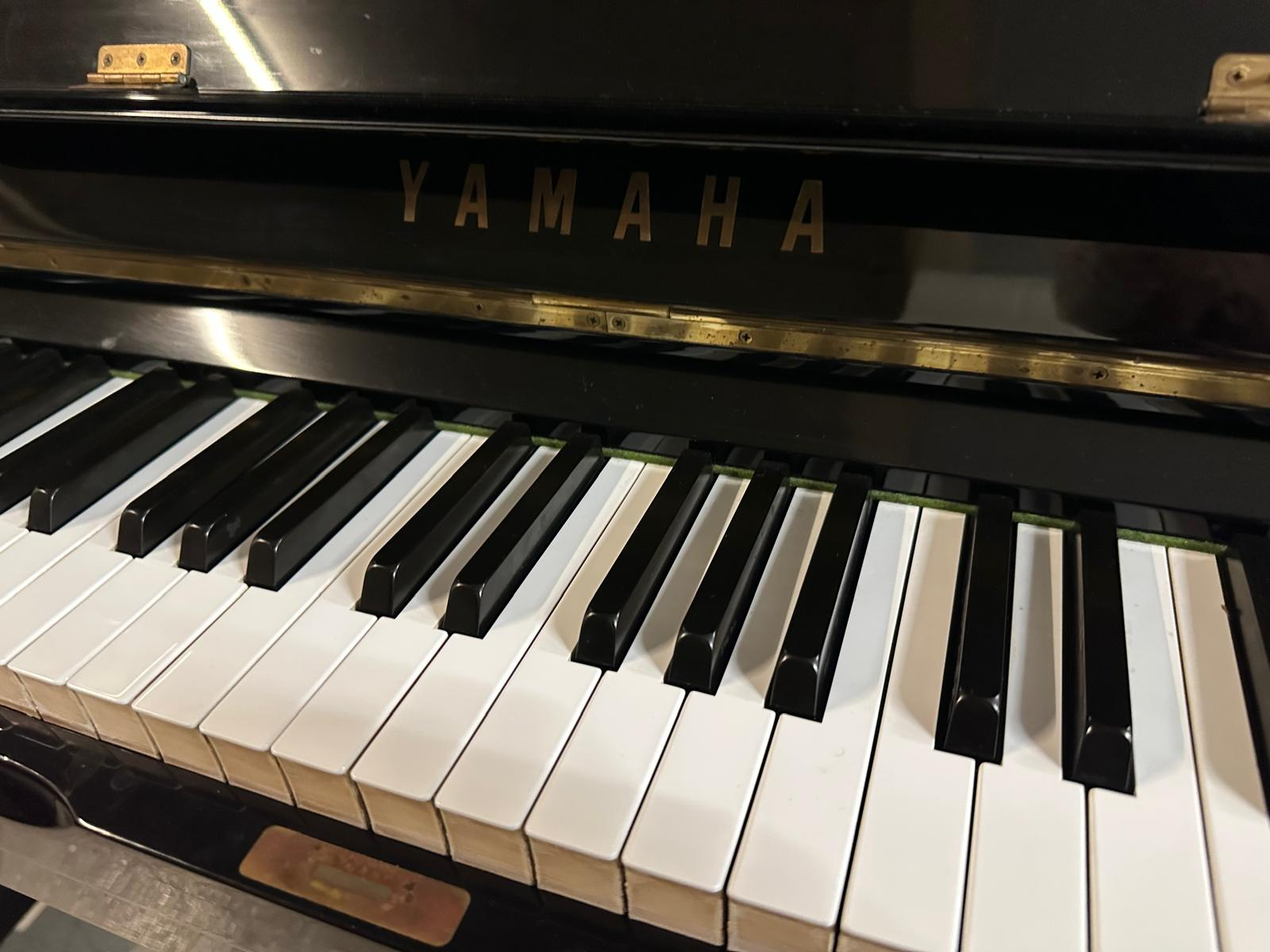Yamaha U3H