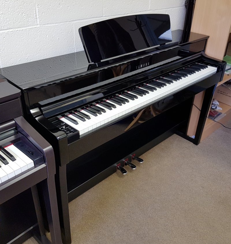 Yamaha Clavinova CLP-645