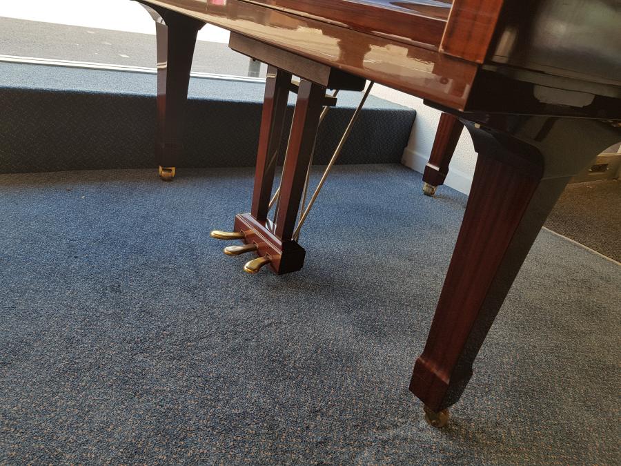 Yamaha G1 grand Piano in bright mahogany – Gallery image – Roberts Pianos Oxford