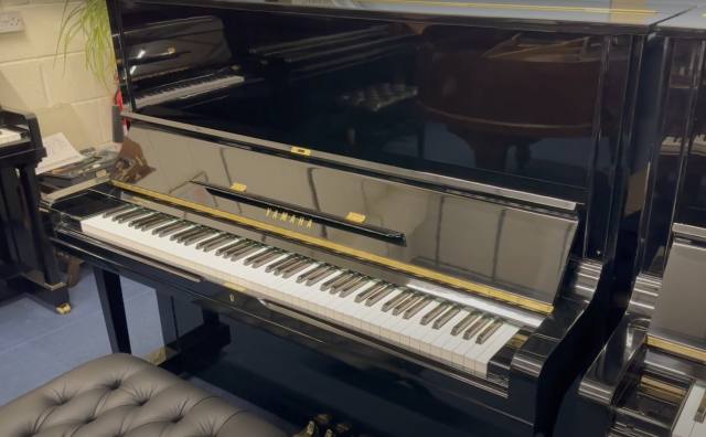 Yamaha U3H upright Piano in black polyester – Inventory thumbnail – Roberts Pianos Oxford