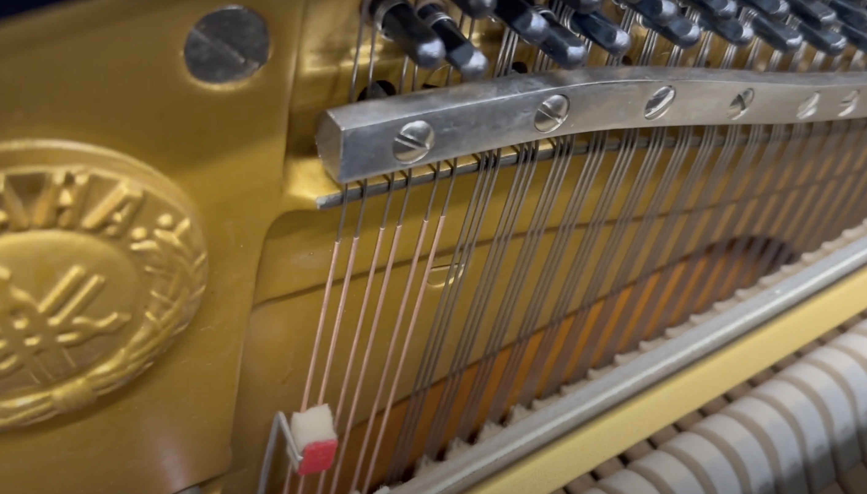 Yamaha U3H