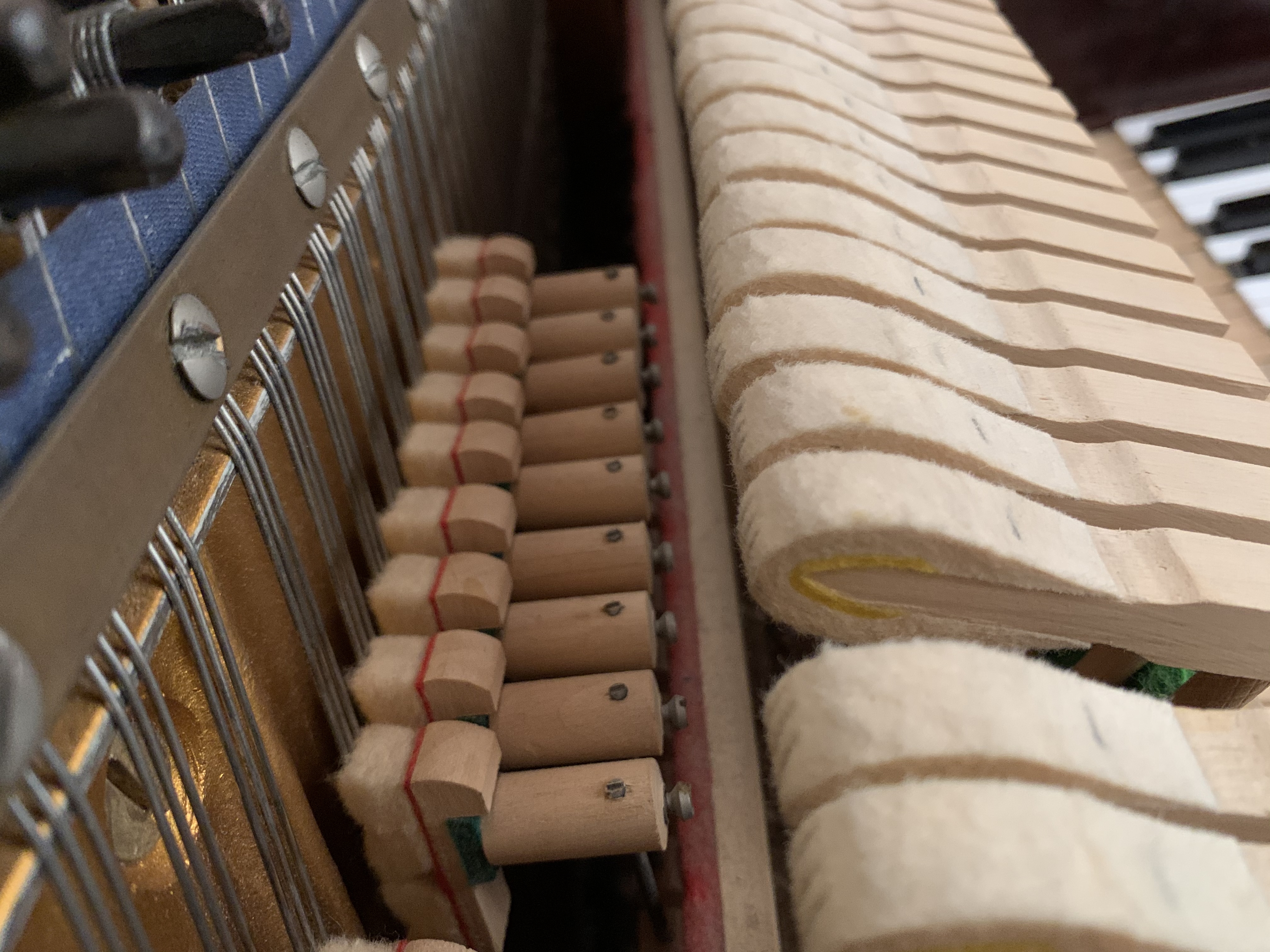 Zender upright Piano – Gallery image – Roberts Pianos Oxford