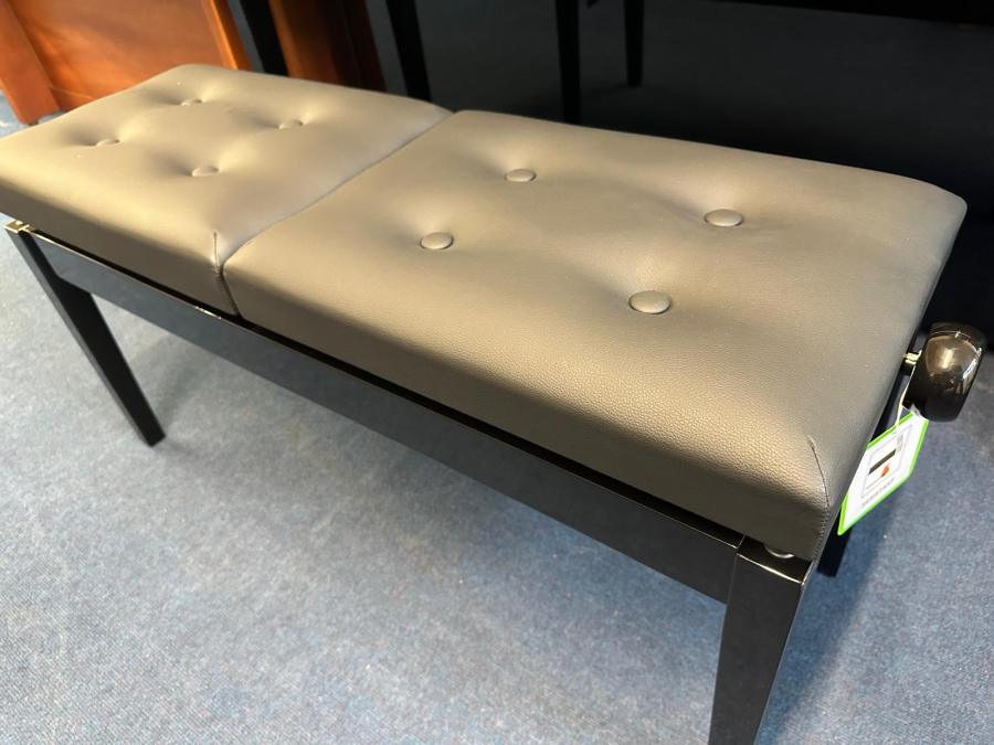 Stool Duet, Polished Ebony stool Piano – Gallery image – Roberts Pianos Oxford