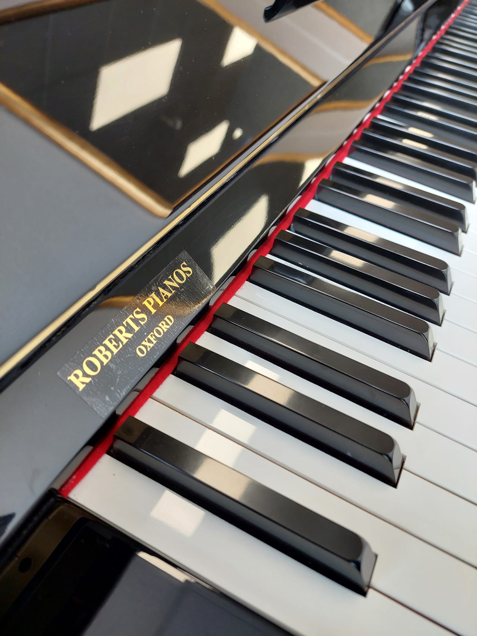 Yamaha U3H Upright Piano in Black Polyester – Gallery image – Roberts Pianos Oxford