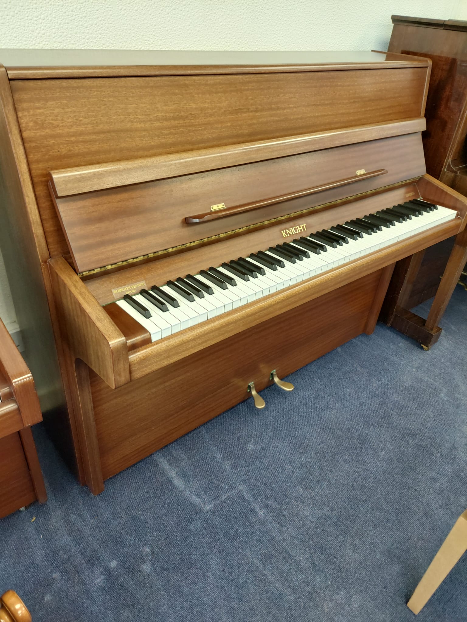 Knight K10 in Mahogany – Similar instrument – Roberts Pianos Oxford