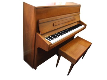 Knight often suppied a matching stool with wooden top.