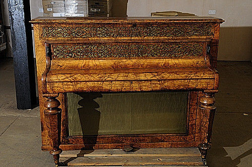Decorative one pedal Erard upright piano c1830