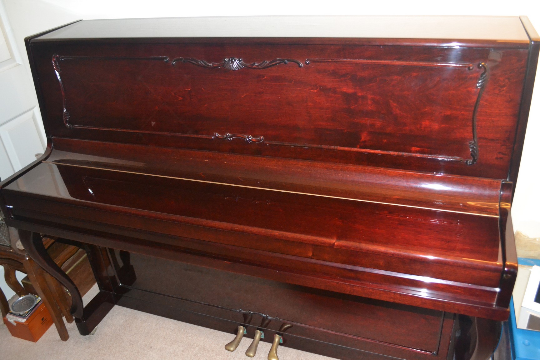 Neimeyer upright piano with lid closed