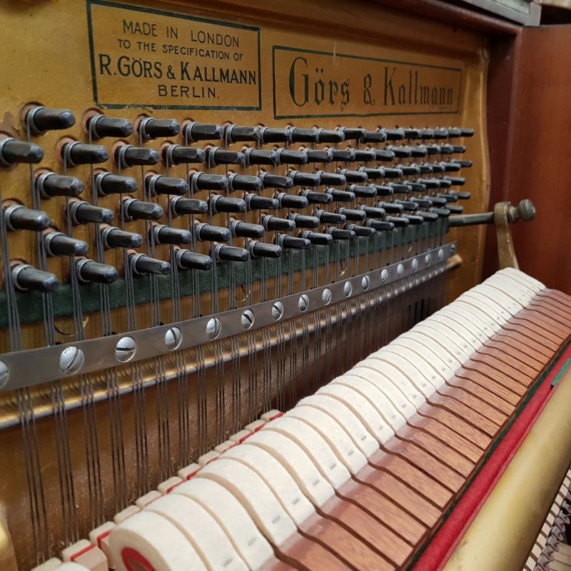 Sold Gors & Kallmann piano