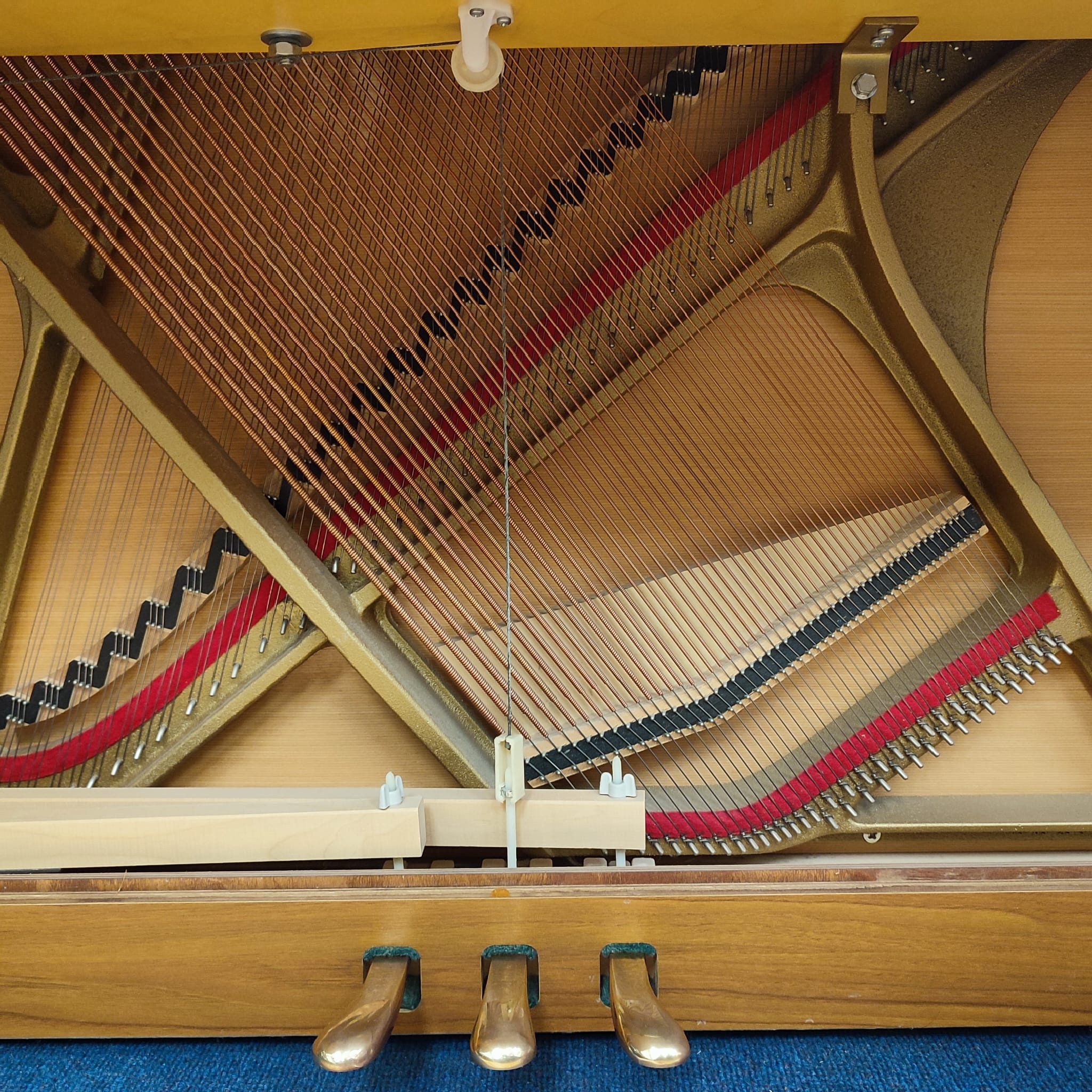 Sold Fazer piano
